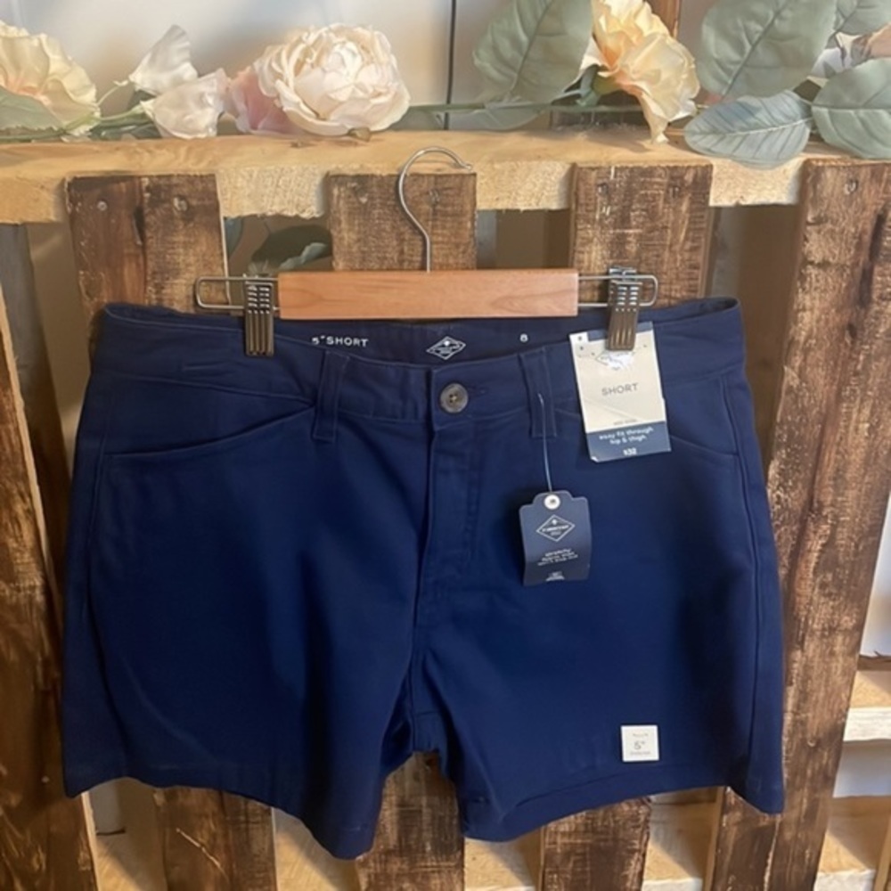 Saint John’s Bay short navy mid rise tummy control, pockets, stretch bottom 8